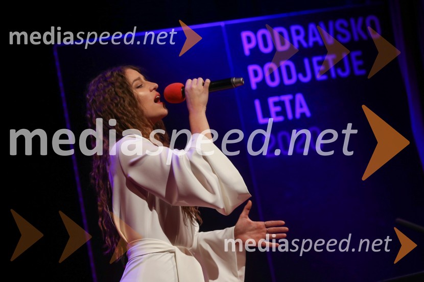  Maja Keuc, pevkaLedinek Engineering je najboljše podjetje podravske regije leta 2020