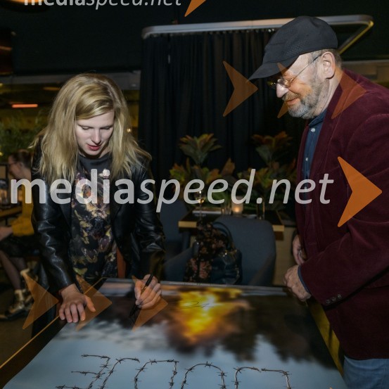  Maruša Majer, igralka, prejemnica nagrade Prešernovega sklada 2019;  Vlado Novak, igralecNekoč so bili ljudje, premiera Gorana Vojnovića v Mariboxu