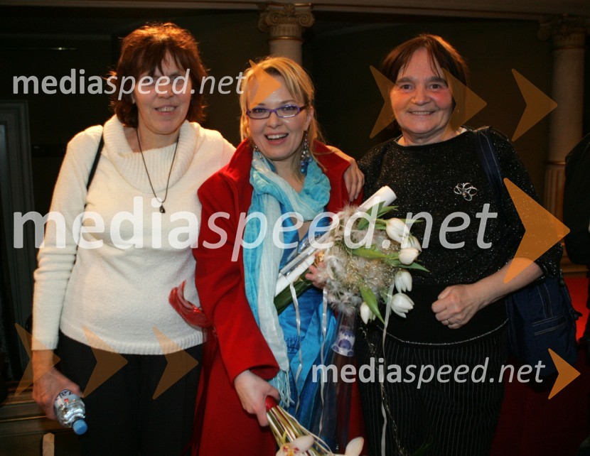 ..., Petra Rezar, učiteljica na šoli za gluhe in naglušne in ...Slovenka leta 2005