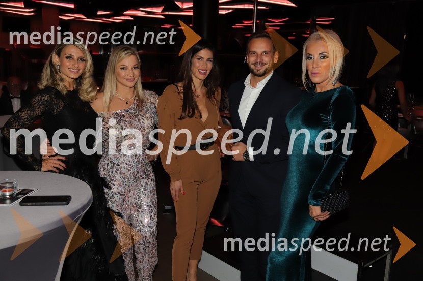  Gordana Grandošek Whiddon, plesalka, lastnica blagovne znamke GGW;  Nika  Čukur,  ShowRoom events;  Kim Božič, lastnica trgovine Allegria;  David  Klobasa, župan Občine Sveta Trojica in podjetnik;  Carmen OsovnikarDance again, zabava v klubu Feniks