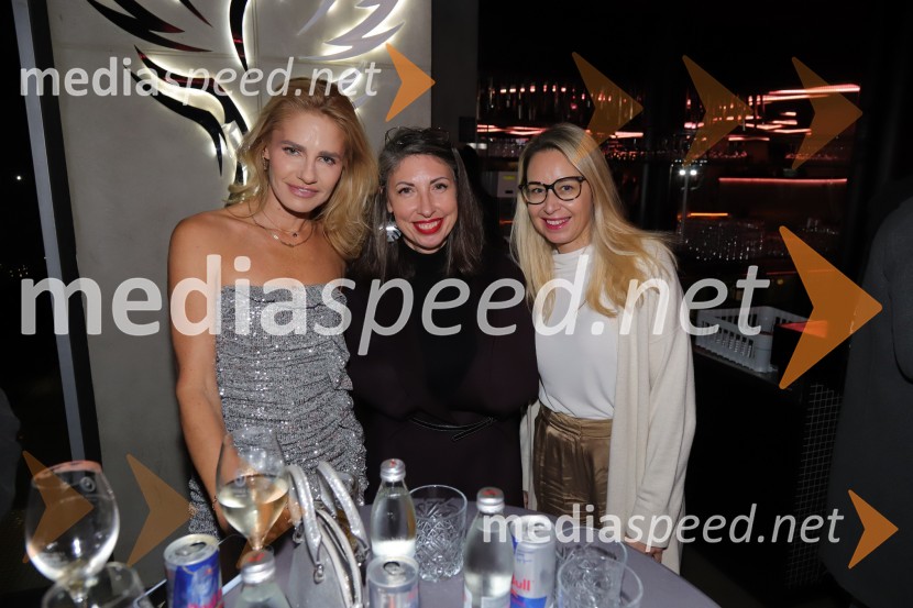  Špela Kastelic;  ... ;  ... Dance again, zabava v klubu Feniks