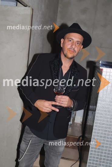  Boštjan Čukur, raper, 6 Pack ČukurDance again, zabava v klubu Feniks