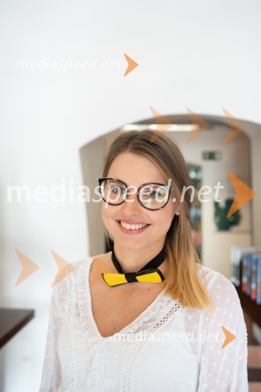  Lucija Mukenauer, 19. svečinska vinska kraljica, vino MukenauerPubec 2021, novinarska konferenca