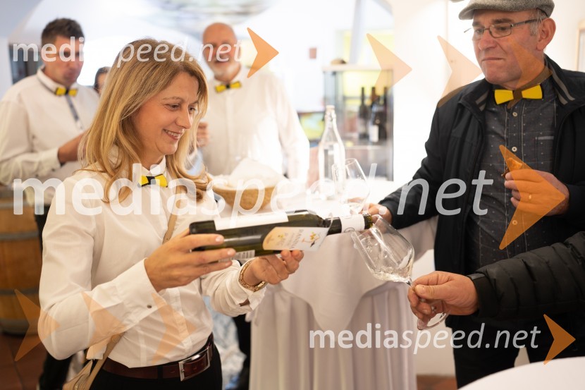  Amadeja Tacer, Radgonske gorice d.d.Pubec 2021, novinarska konferenca
