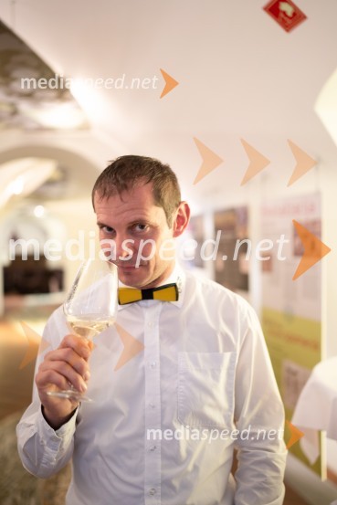  Matija  Jagrič, Hiša vin EminoPubec 2021, novinarska konferenca