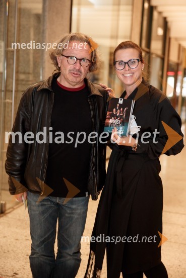  Jaša Jamnik, igralec in režiser;  Petra Bizjak, Direktoričina pomočnica, poslovni vodja MGLAvgust v okrožju Osage, premiera drame