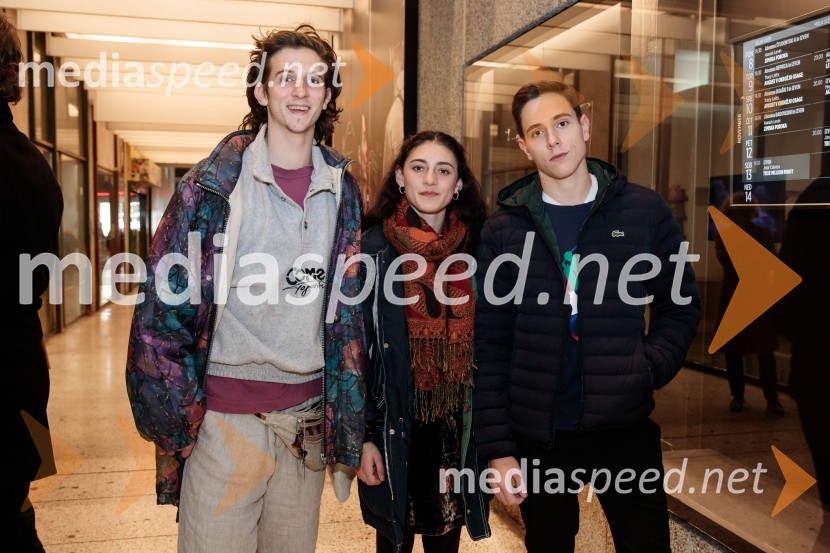  Gal Tič;  Nikita Petrič;  Tosja TičAvgust v okrožju Osage, premiera drame