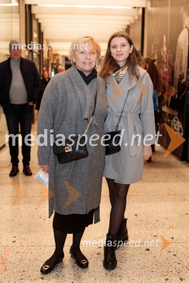 Darja Groznik in njena hči EmaAvgust v okrožju Osage, premiera drame