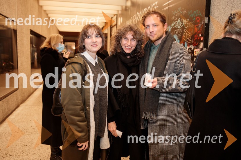  Tery  Žeželj, dramaturginja;  ... ;  Jaka Smerkolj Simoneti, dramaturg in kritikAvgust v okrožju Osage, premiera drame