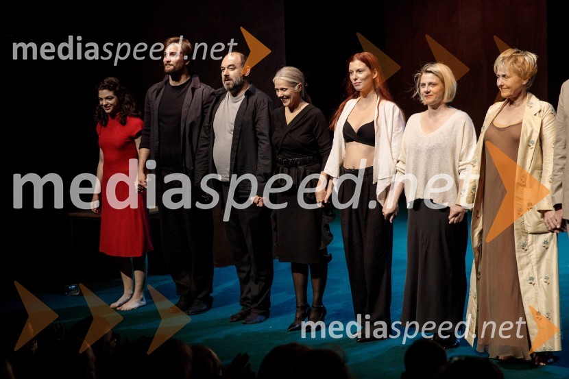  Diana  Kolenc, igralka;  Filip Samobor, igralec;  Gaber K. Trseglav, igralec;  Nataša Tič Ralijan, igralka;  Tina Potočnik Vrhovnik, igralka;  Jana Zupančič, igralka;  Judita Zidar, igralkaAvgust v okrožju Osage, premiera drame