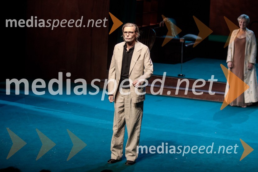  Boris  Kerč, igralecAvgust v okrožju Osage, premiera drame