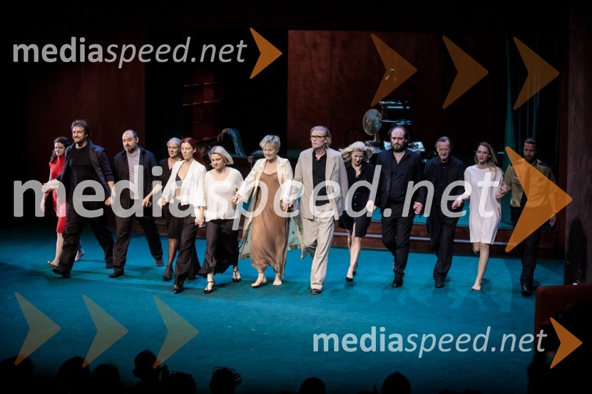 Avgust v okrožju Osage, premiera drame