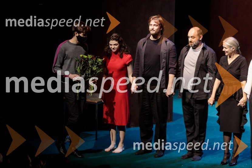  Diana  Kolenc, igralka;  Filip Samobor, igralec;  Gaber K. Trseglav, igralec;  Nataša Tič Ralijan, igralkaAvgust v okrožju Osage, premiera drame