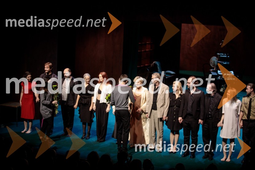 Avgust v okrožju Osage, premiera drame