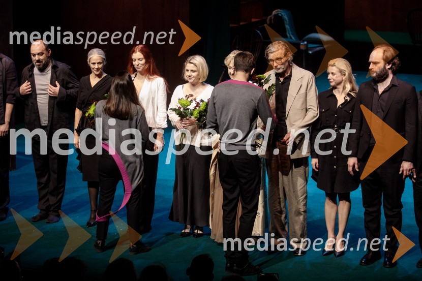 Avgust v okrožju Osage, premiera drame