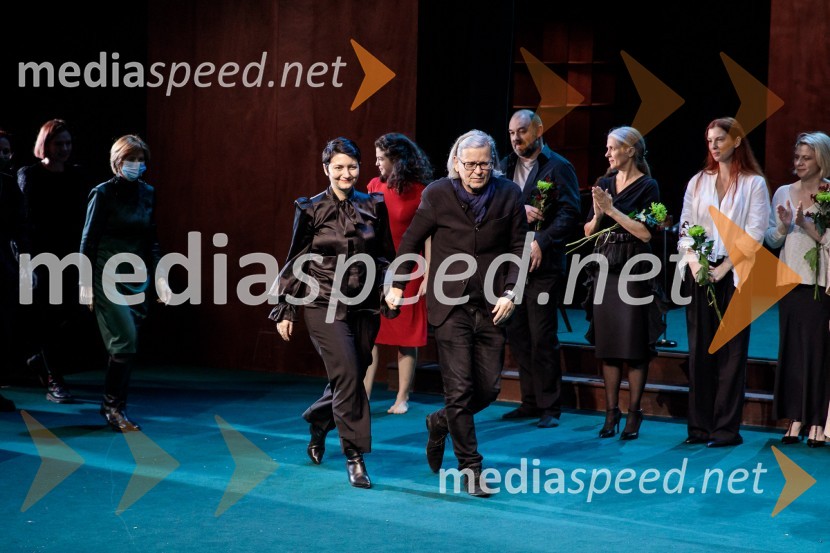  Petra Pogorevc, dramaturginja in urednica knjižnice MGL;  Janusz Kica, režiserAvgust v okrožju Osage, premiera drame