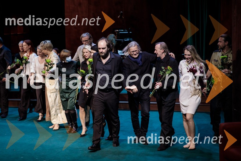  Gregor Gruden, igralec;  Janusz Kica, režiser;  Alojz Svete, igralec;  Klara Kuk, igralka, manekenkaAvgust v okrožju Osage, premiera drame