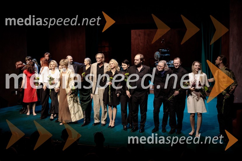 Avgust v okrožju Osage, premiera drame