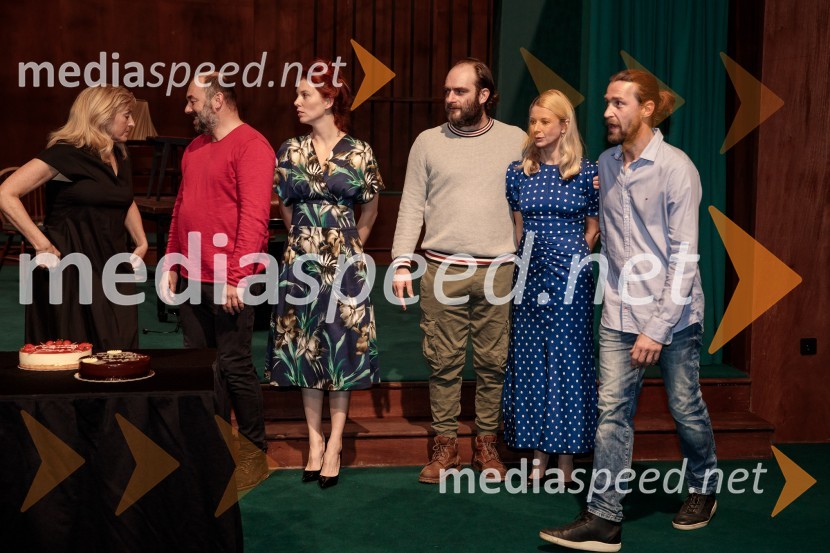  Gaber K. Trseglav, igralec;  Tina Potočnik Vrhovnik, igralka;  Gregor Gruden, igralec;  Tjaša  Železnik, igralka;  Tomo Tomšič, igralecAvgust v okrožju Osage, premiera drame