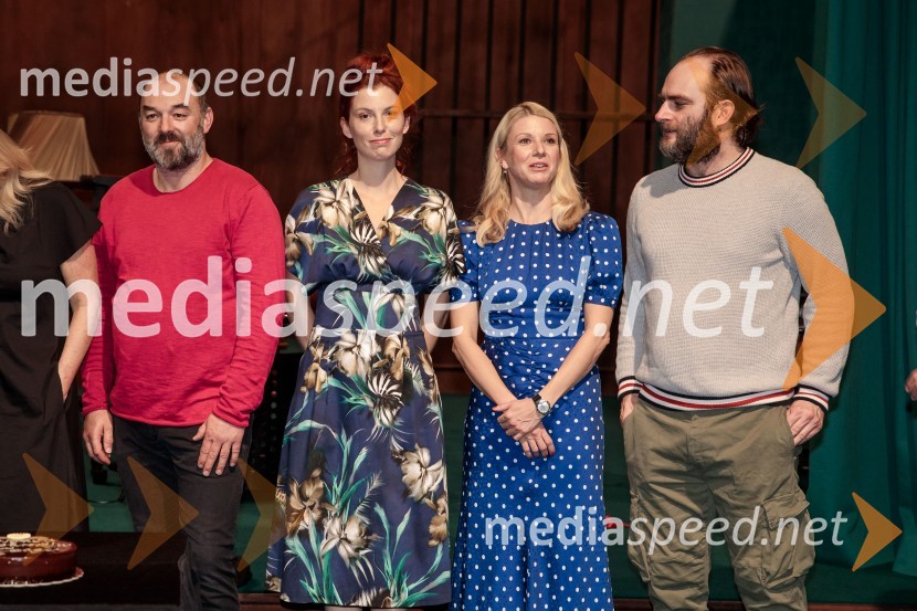  Gaber K. Trseglav, igralec;  Tina Potočnik Vrhovnik, igralka;  Tjaša  Železnik, igralka;  Gregor Gruden, igralecAvgust v okrožju Osage, premiera drame