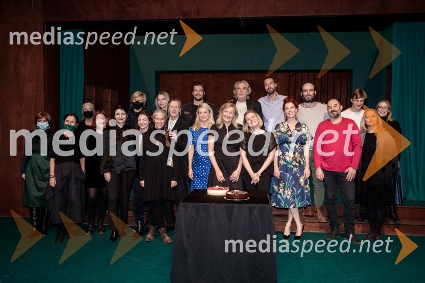  ... ;  ... ;  ... ;  ... ;  ... ;  Diana  Kolenc, igralka;  ... ;  Nataša Tič Ralijan, igralka;  Klara Kuk, igralka, manekenka;  Alojz Svete, igralec;  Filip Samobor, igralec;  Tjaša  Železnik, igralka;  Judita Zidar, igralka;  Boris  Kerč, igralec;  Jana Zupančič, igralka;  Tomo Tomšič, igralec;  Tina Potočnik Vrhovnik, igralka;  Gaber K. Trseglav, igralec;  Gregor Gruden, igralec;  ... ;  ... ;  ... Avgust v okrožju Osage, premiera drame