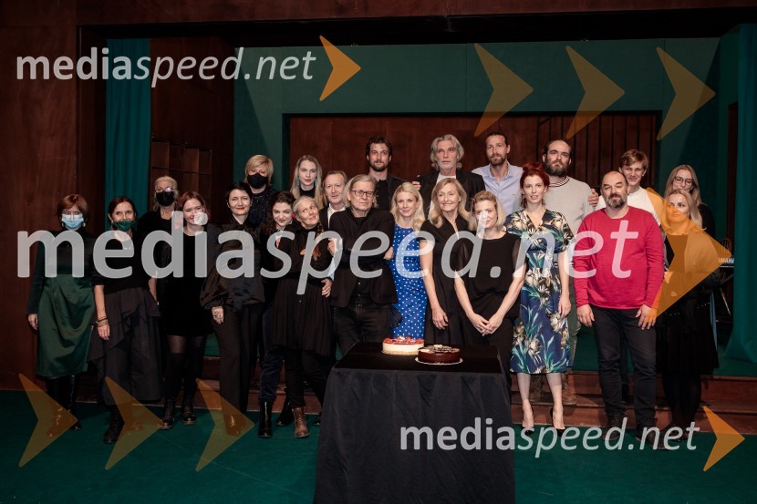 Avgust v okrožju Osage, premiera drame