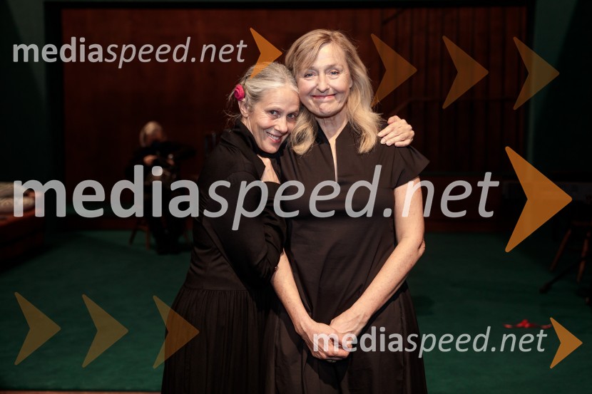  Nataša Tič Ralijan, igralka;  Judita Zidar, igralkaAvgust v okrožju Osage, premiera drame