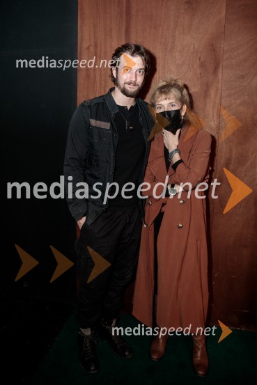  Filip Samobor, igralec;  Barbara Hieng Samobor, direktorica in umetniška vodja MGLAvgust v okrožju Osage, premiera drame