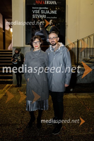  ... ;  Jernej Pristov, predstavnik za odnose z javnostmi SNG Drama LjubljanaVse sijajne stvari, premiera monodrame