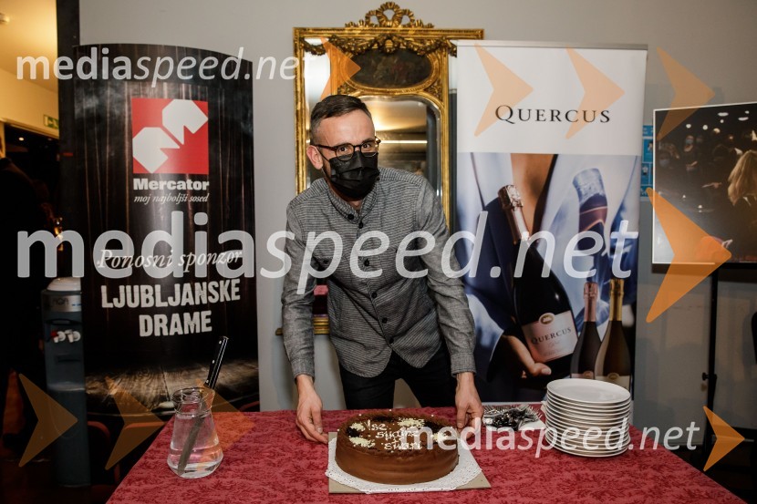 Vse sijajne stvari, premiera monodrame