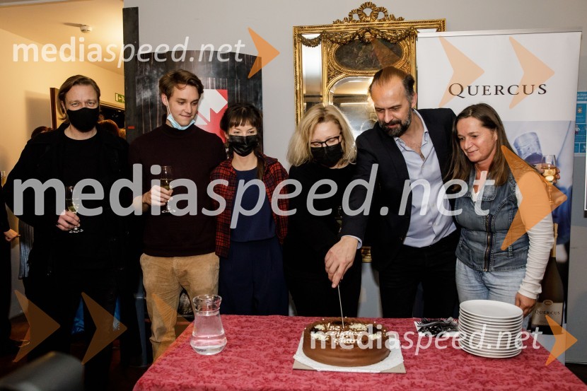  ... ;  Martin Vogrin, avtor glasbe;  ... ;  ... ;  Uroš Fürst, igralec;  ... Vse sijajne stvari, premiera monodrame