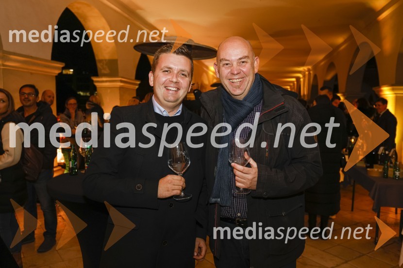  Robert Levstek,  odgovorni urednik Radia Maribor, moderator prireditev;  Gregor Kotnik6. Salon štajerskih mladih vin Pubec 2021