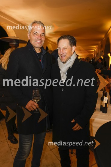  Saša Arsenovič, župan občine Maribor, podjetnik;  John Denhof, predsednik uprave NKBM6. Salon štajerskih mladih vin Pubec 2021