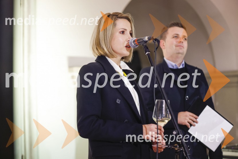  Natalija Cvetko, vodja projektov, Mediaspeed;  Robert Levstek,  odgovorni urednik Radia Maribor, moderator prireditev6. Salon štajerskih mladih vin Pubec 2021