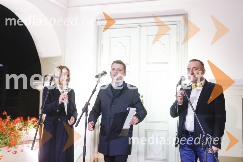  Natalija Cvetko, vodja projektov, Mediaspeed;  Robert Levstek,  odgovorni urednik Radia Maribor, moderator prireditev;  Borut  Cvetko, kreativni direktor, Mediaspeed6. Salon štajerskih mladih vin Pubec 2021