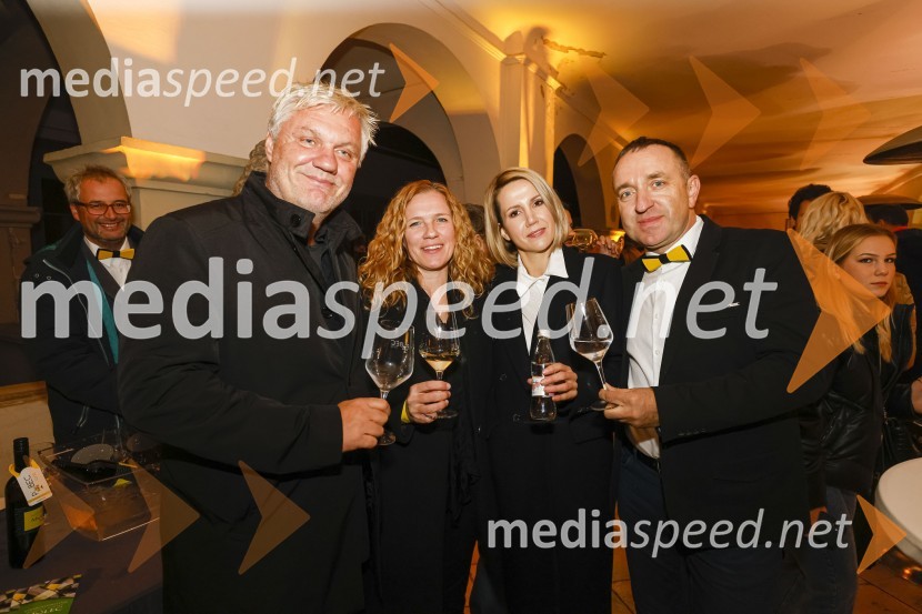  Milan Kuster, predsednik uprave Skupine Lunos;  Damjana Meško Kuster;  Natalija Cvetko, vodja projektov, Mediaspeed;  Borut  Cvetko, kreativni direktor, Mediaspeed6. Salon štajerskih mladih vin Pubec 2021
