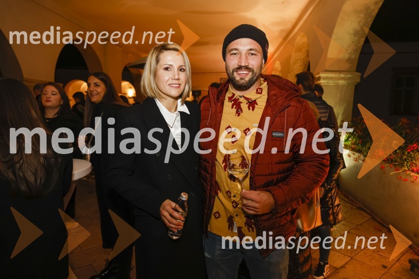  Natalija Cvetko, vodja projektov, Mediaspeed;  Filip Flisar, nekdanji smučar prostega sloga6. Salon štajerskih mladih vin Pubec 2021