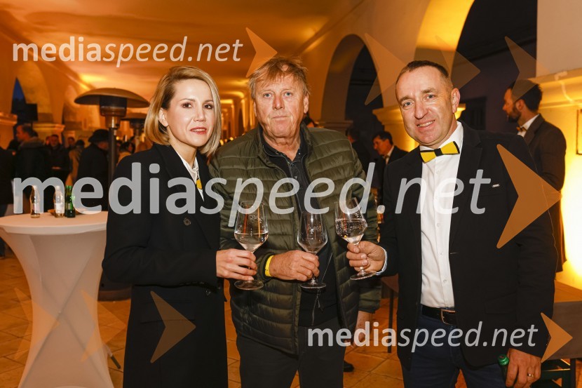  Natalija Cvetko, vodja projektov, Mediaspeed;  Branko Novak, Nobis pohištvo, d.o.o.;  Borut  Cvetko, kreativni direktor, Mediaspeed6. Salon štajerskih mladih vin Pubec 2021