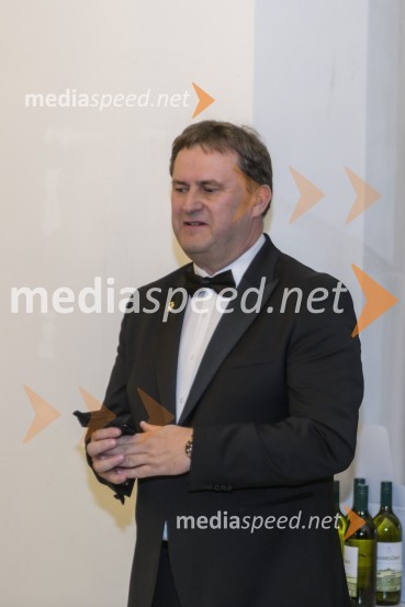  Nino Maletič, predsednik Lions kluba MariborDobrodelna prireditev Lions kluba Maribor