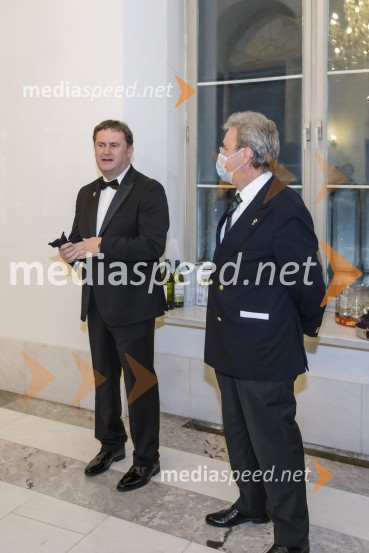  Nino Maletič, predsednik Lions kluba Maribor; mag. Zdravko Luketič, mestni svetnik MOM, Nova Slovenija – Krščanski demokratiDobrodelna prireditev Lions kluba Maribor