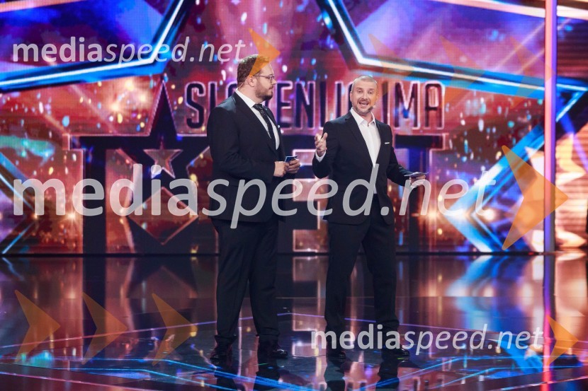  Sašo Stare, stand up komik, voditelj;  Aleš Novak, stand-up komikSlovenija ima talent 2021, prva polfinalna oddaja