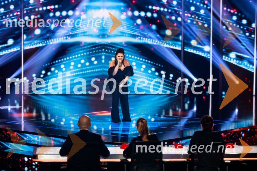  Emilija  DomićSlovenija ima talent 2021, prva polfinalna oddaja