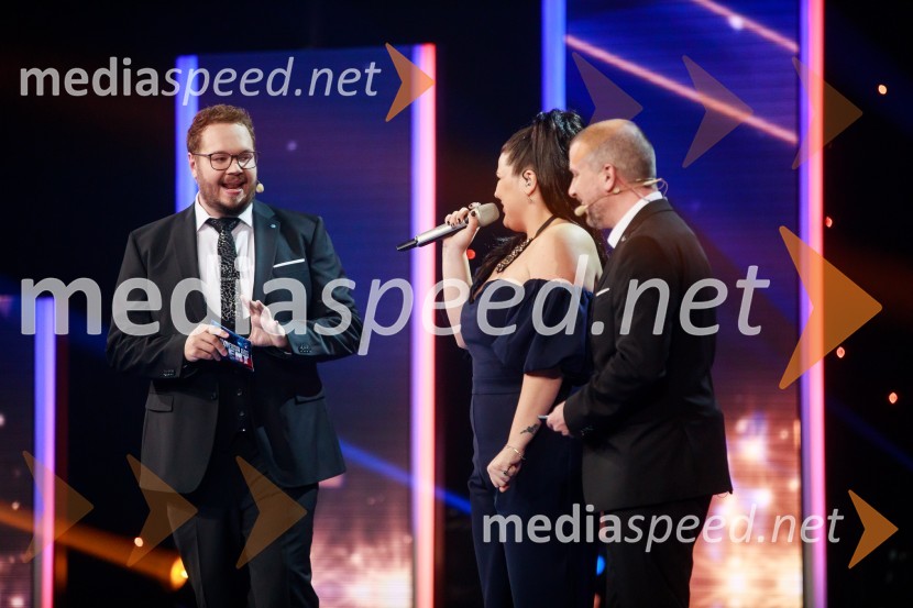  Sašo Stare, stand up komik, voditelj;  Emilija  DomićSlovenija ima talent 2021, prva polfinalna oddaja