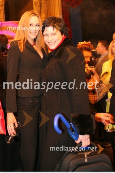 Polona Baš, Miss Universe 2003 in pevka Nuška DraščekSlovenka leta 2005