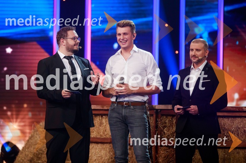  Sašo Stare, stand up komik, voditelj;  Til Čeh, pevec;  Aleš Novak, stand-up komikSlovenija ima talent 2021, prva polfinalna oddaja