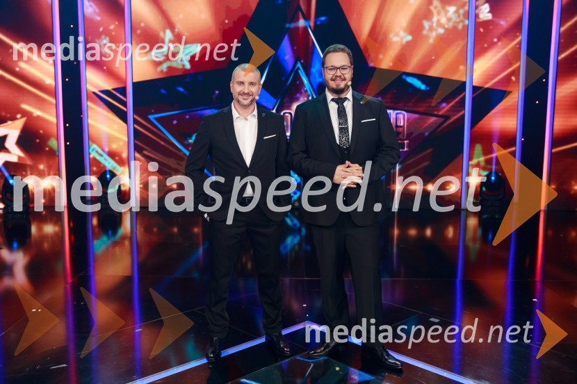  Aleš Novak, stand-up komik;  Sašo Stare, stand up komik, voditeljSlovenija ima talent 2021, prva polfinalna oddaja