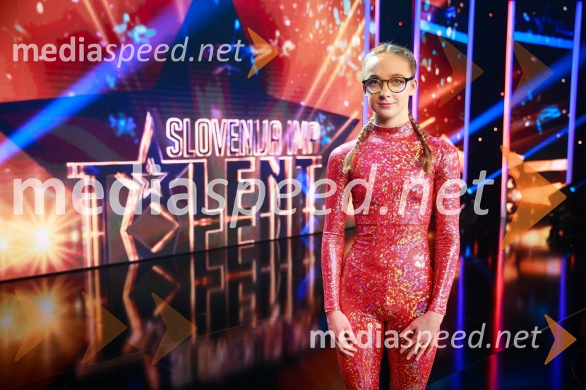  Tajda  KorčeSlovenija ima talent 2021, prva polfinalna oddaja