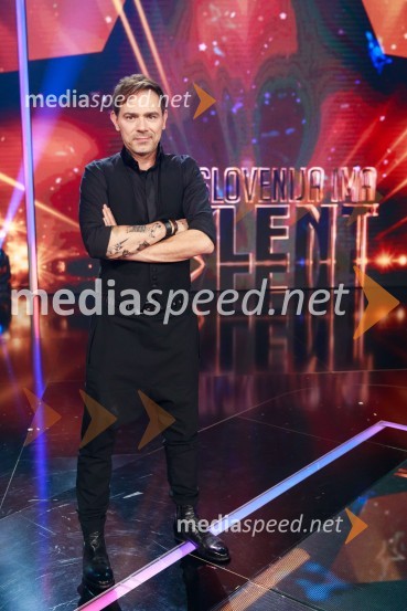  Lado Bizovičar, igralecSlovenija ima talent 2021, prva polfinalna oddaja