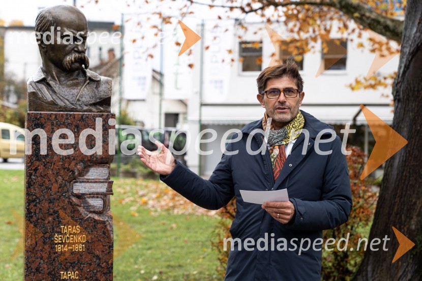  Matjaž Rakovec, župan Mestne občine KranjOdkritje ukrajinskega kipa v Parku La Ciotat