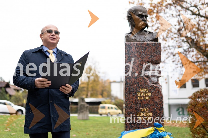  Mihajlo  Brodovič, ukrajinski veleposlanik v SlovenijiOdkritje ukrajinskega kipa v Parku La Ciotat